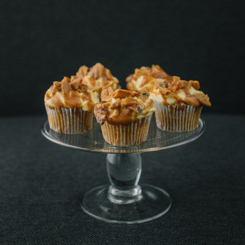 25 pieces of Salted Caramel Cookie Cupcakes