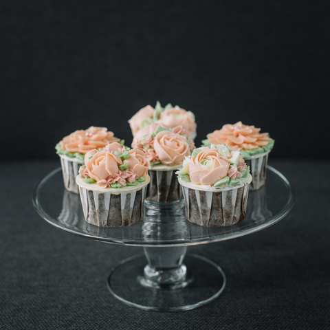 16 pieces Floral Buttercream Cupcakes