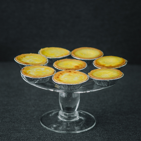18 pieces of Molten Lava Cheesetarts